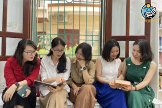 Nghiên cứu và phát triển chương trình giáo dục
