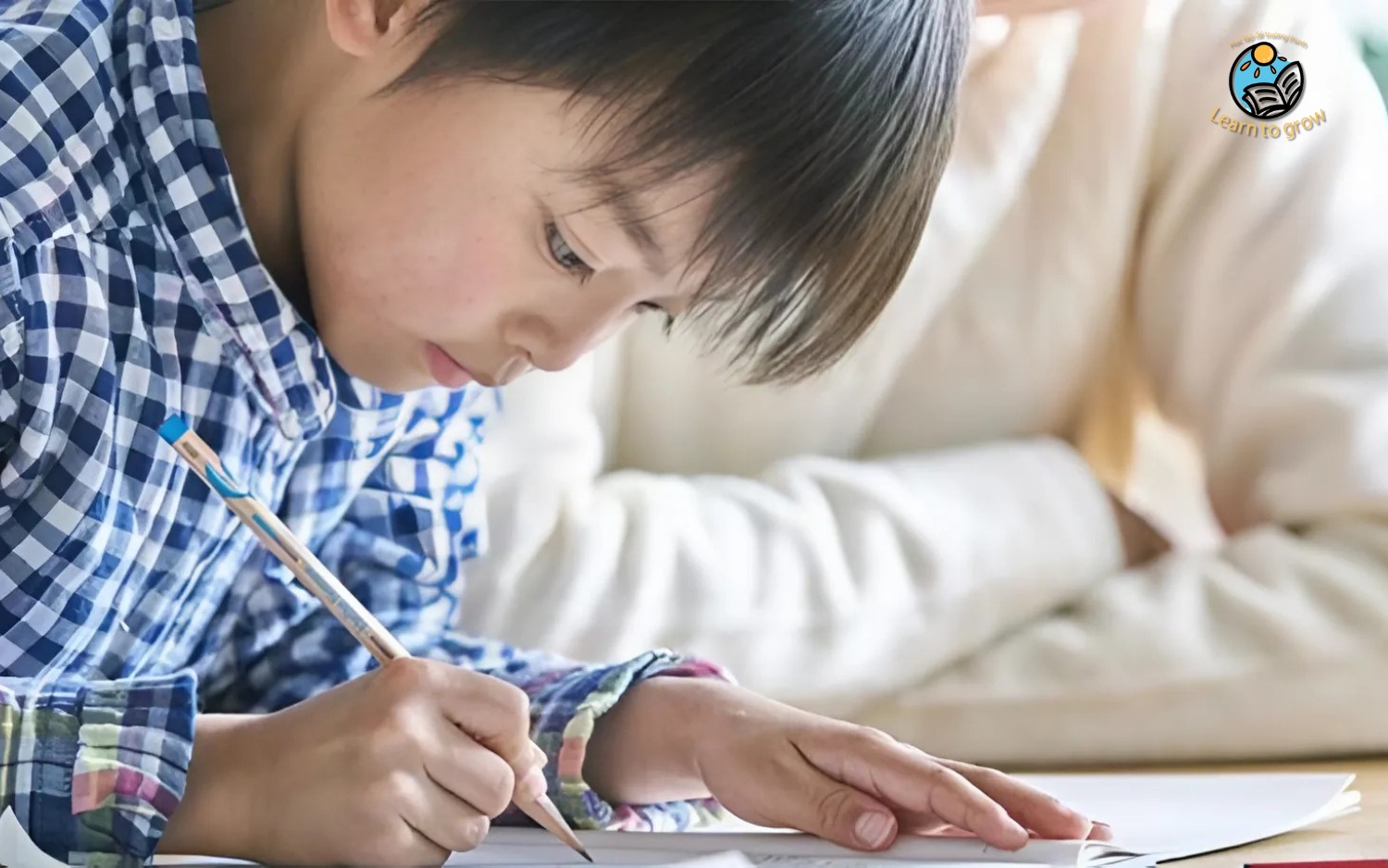 khóa học viết nghị luận cho bé tại Learn to Grow