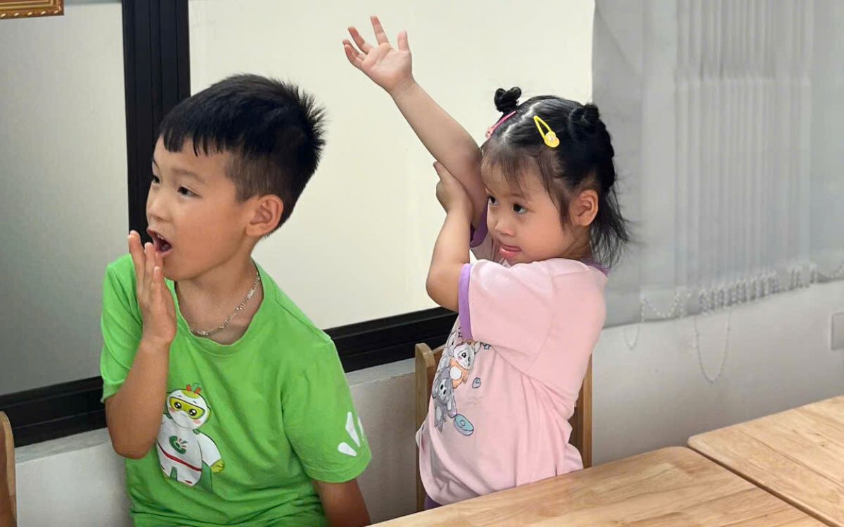 Khoảnh khắc tại lớp kể chuyện sáng tạo 1